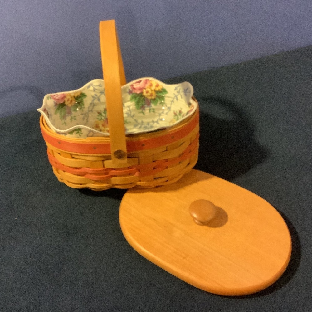 Longaberger 1999 Mother’s Day Tea for Two Basket